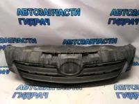 Решетка радиатора Toyota Corolla E15 5311412100 Отличное состояние До 04/2010 г.