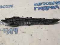 Направляющая заднего бампера левая Toyota Corolla E15 5215612290 Отличное состояние