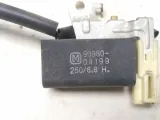 Конденсатор Toyota Corolla E15 9098004199 Отличное состояние