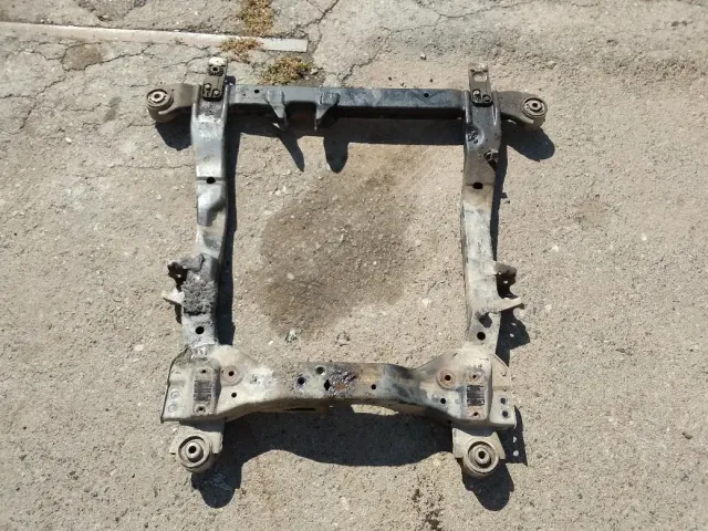 Балка подмоторная Chevrolet Cruze 39023215.