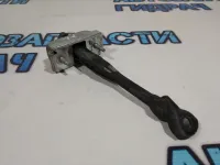 Ограничитель двери Chevrolet Cruze.