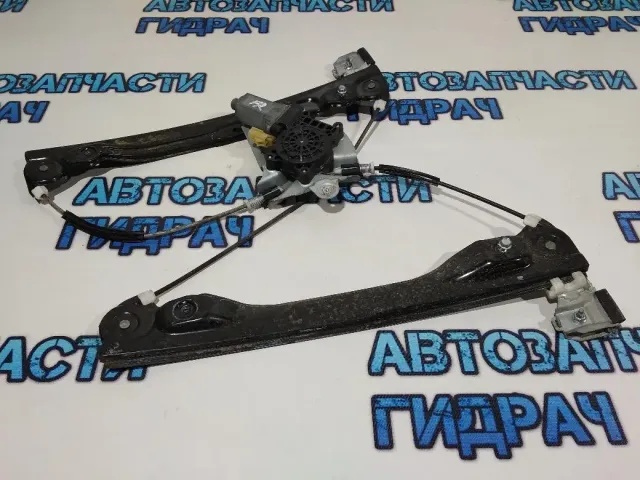 Стеклоподъемник передний правый Chevrolet Cruze 95226746.