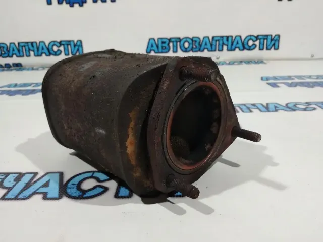 Катализатор  Chevrolet Cruze 96892647.