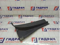Решетка стеклоочистителя правая Daewoo Gentra II 96544354