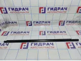 Накладка стекла переднего левого Daewoo Gentra II 96801688