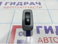 Кнопка стеклоподъемника Daewoo Gentra II 621W04790