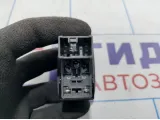 Кнопка стеклоподъемника Daewoo Gentra II 621W04790