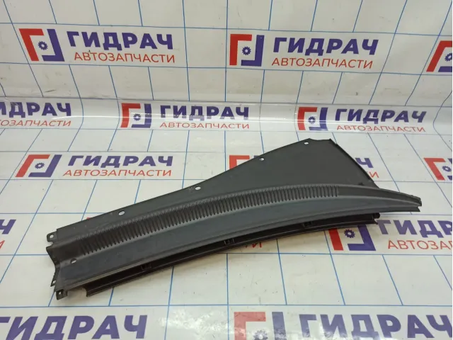 Решетка стеклоочистителя правая часть Daewoo Gentra II 96544354