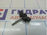 Болт крепления запасного колеса Daewoo Gentra II