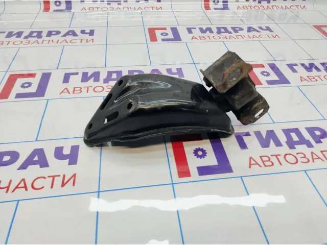 Опора двигателя Daewoo Nexia (N150) . С кронштейном.