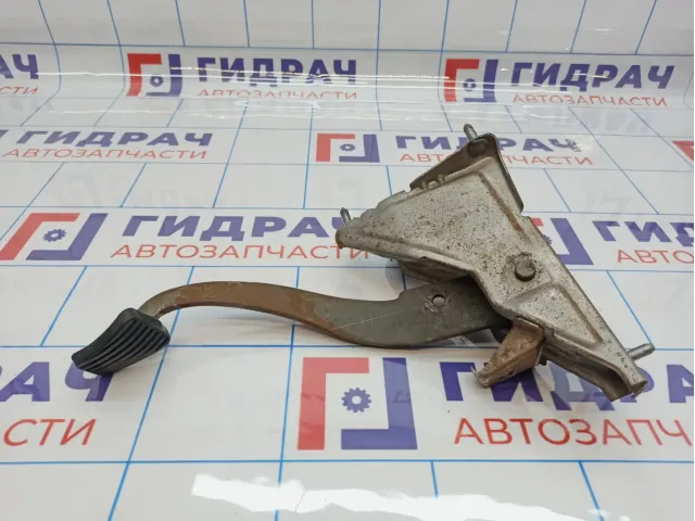 Педаль тормоза Daewoo Nexia (N150) 90289190. Потертость.