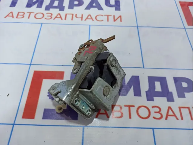 Замок двери задней левой Daewoo Nexia (N150) . Коррозия.
