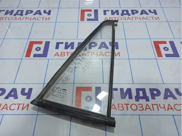 Стекло двери задней правой (форточка) Daewoo Nexia (N150) .