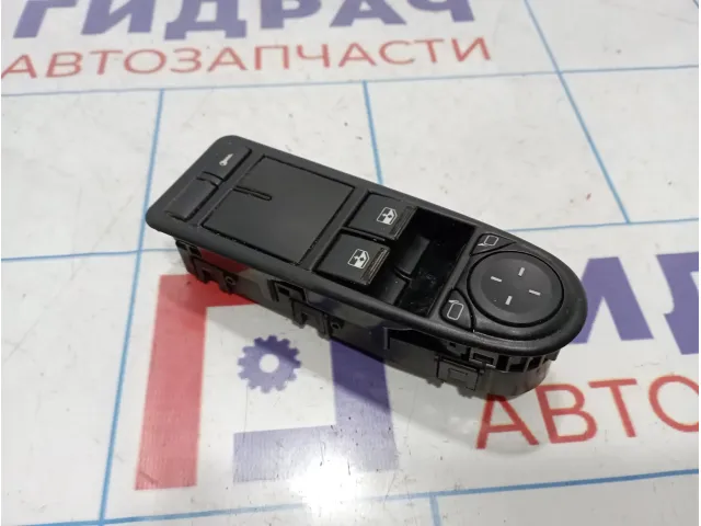 Блок управления стеклоподъемниками Datsun mi-DO 25430-5PA0D
