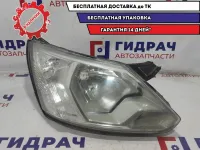 Фара правая Datsun On-Do 26010-5PA0B. Сломаны крепления.