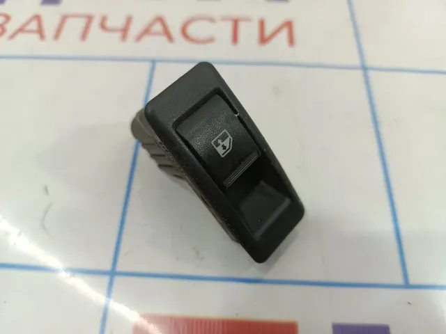 Кнопка стеклоподъемника Datsun On-Do