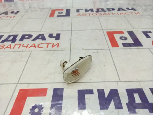 Повторитель на крыло Datsun on-DO 26160-5PA0C