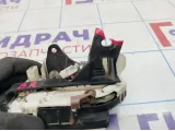 Замок двери задней правой Dodge Caliber 4589414AA