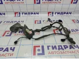Проводка двери передняя правая Dodge Caliber 4795498AD