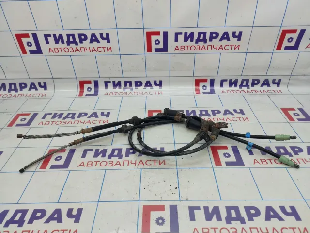 Трос стояночного тормоза Dodge Caliber 5105140AC