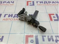 Замок зажигания Dodge Caliber 68054822AB