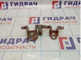 Петли двери задней левой Dodge Caliber 5115713AB