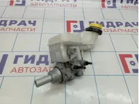 Цилиндр тормозной главный Dodge Caliber 5175093AA