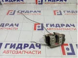 Замок двери задней правой Dodge Caliber 4589414AA