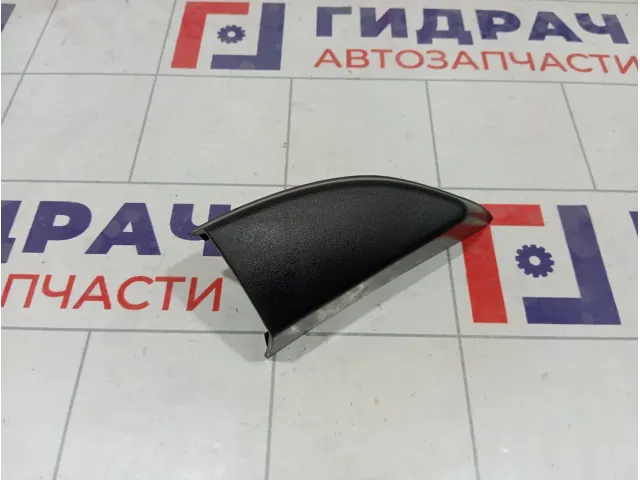 Крышка зеркала внутренняя правая Dodge Caliber YD14DX9AA