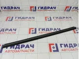 Уплотнитель стекла переднего левого Dodge Caliber 5074213AA