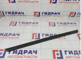 Уплотнитель стекла переднего левого Dodge Caliber 5074213AA