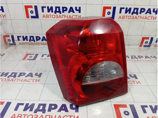 Фонарь задний левый Dodge Caliber 5303881AF