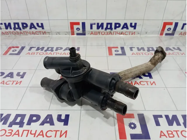 Корпус термостата Dodge Caliber 4884569AB