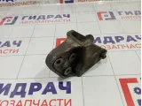 Кронштейн двигателя Dodge Caliber 5105416AD