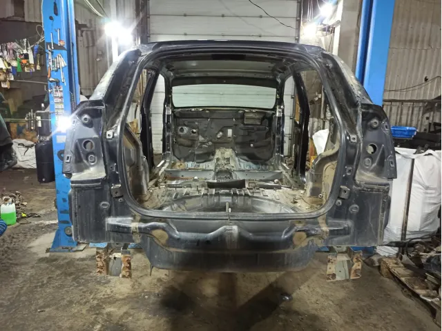 Панель задняя Dodge Caliber