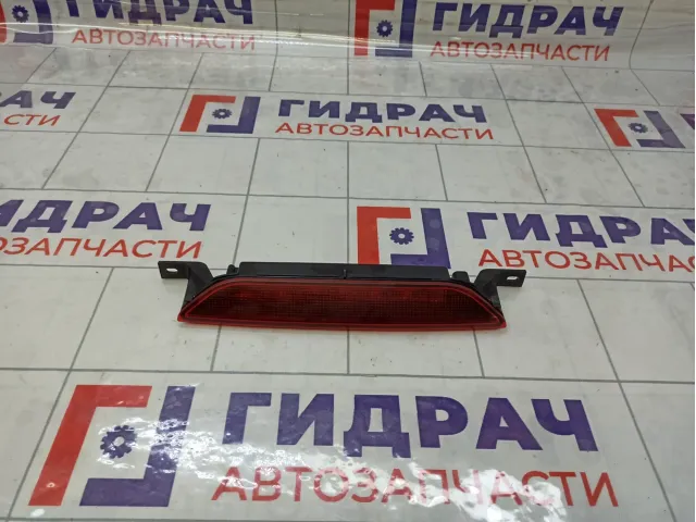 Фонарь задний стоп сигнал Dodge Caliber 05303754AD