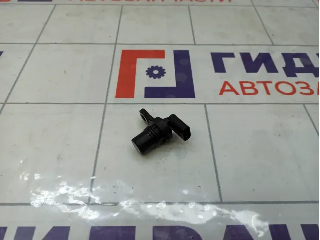 Датчик положения распредвала Dodge Caliber 05033308AB