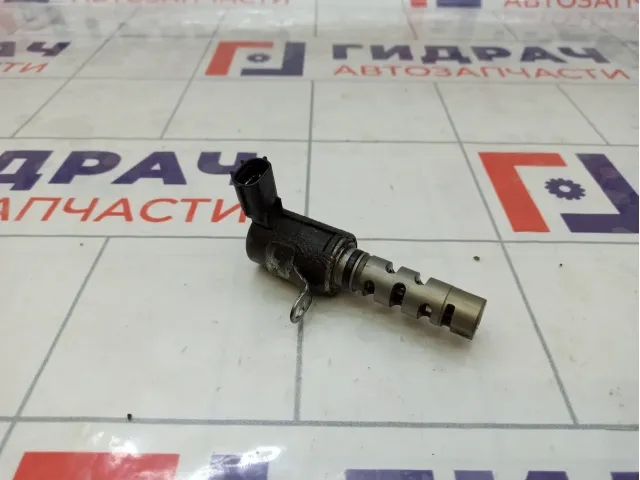 Клапан электромагнитный изменения фаз грм Dodge Caliber 4884483AA