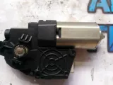Мотор люка Geely Emgrand EC7 1068003659 Отличное состояние.