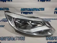Фара правая Ford Focus 3 1751115.