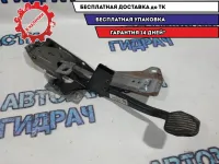 Педаль тормоза Ford Focus 3 BV612467GB.
