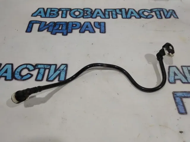 Трубка топливная Ford Focus 3 AV619J280AD