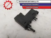 Выключатель концевой бардачка Ford Focus 3 2012 1S4113B748AD Отличное состояние