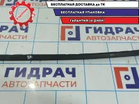 Накладка (уплотнитель) стекла двери задней правой Ford Focus 2 1523457.