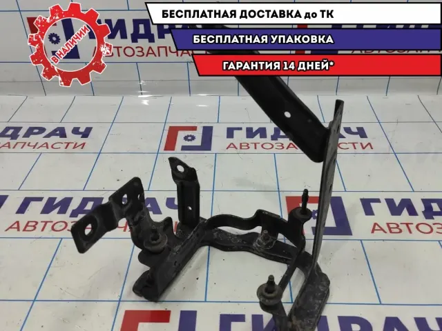 Кронштейн гидроусилителя Ford Focus 2 1420308.