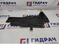 Защита антигравийная задняя левая Ford Kuga (CBS) 5163757. Дефект.