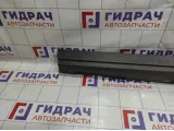 Накладка на порог (наружная) левая Ford Kuga (CBS) 1818211. Дефект.