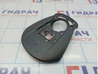 Накладка торпедо Ford Kuga (CBS) 1896002. На динамик. Дефект.