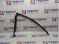 Накладка двери передней левой Ford Kuga (CBS) 5162238. Верхняя.