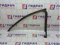 Накладка двери передней правой Ford Kuga (CBS) 5162236. Верхняя.